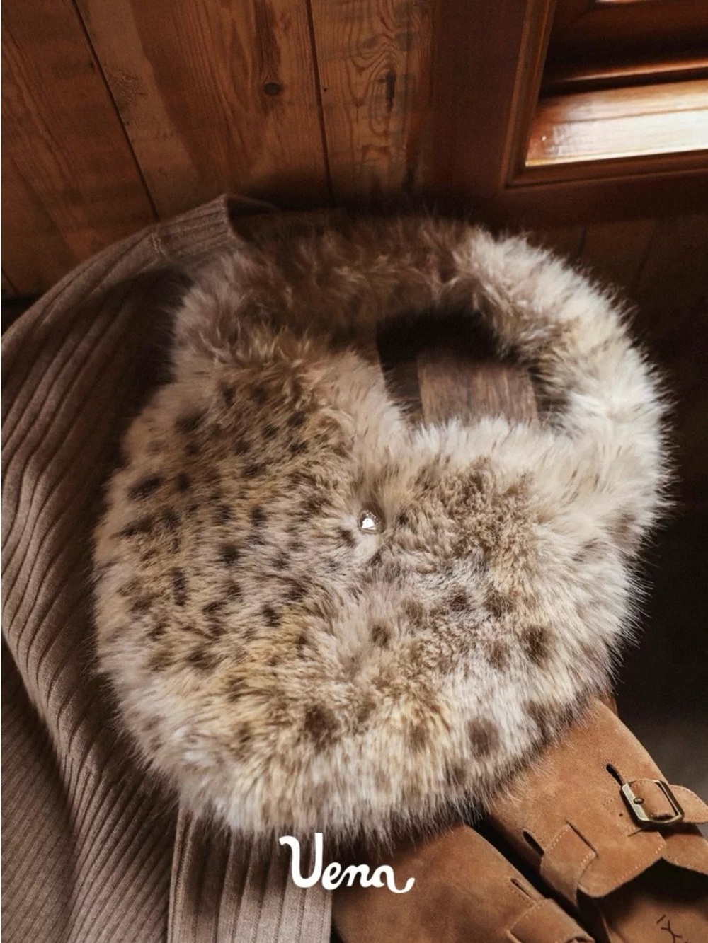 Leopard Faux fur Heart shaped Shoulder Bag